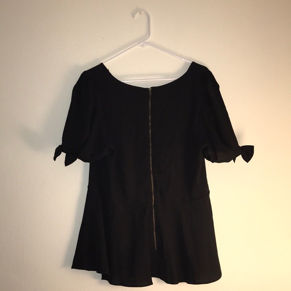 Forever 21+ Babydoll Bow Sleeve Zip-Up Back Blouse - Picture 2 of 5